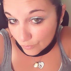 Meet your Posher, Jenny